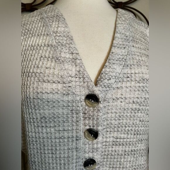 Sunday in Brooklyn Tunic Top Thermal Waffle Knit Button Front Cream Gray Size S - Picture 7 of 7
